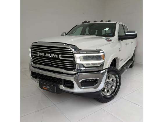 RAM 3500 6.7 I6 TURBO DIESEL LARAMIE CD 4X4 AUTOMÁTICO RAM 3500 6.7 I6 TURBO DIESEL LARAMIE CD 4X4 AUTOMÁTICO
